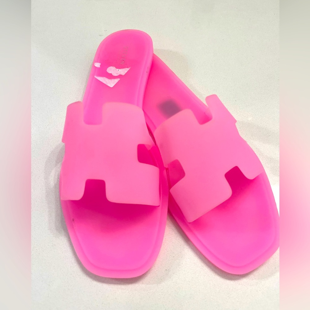 New Steven Madden size 9, fits 8.5